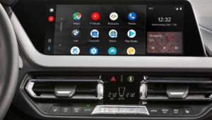 Android Auto : le signalement d’incidents arrive sur Google Maps, l’attente est terminée